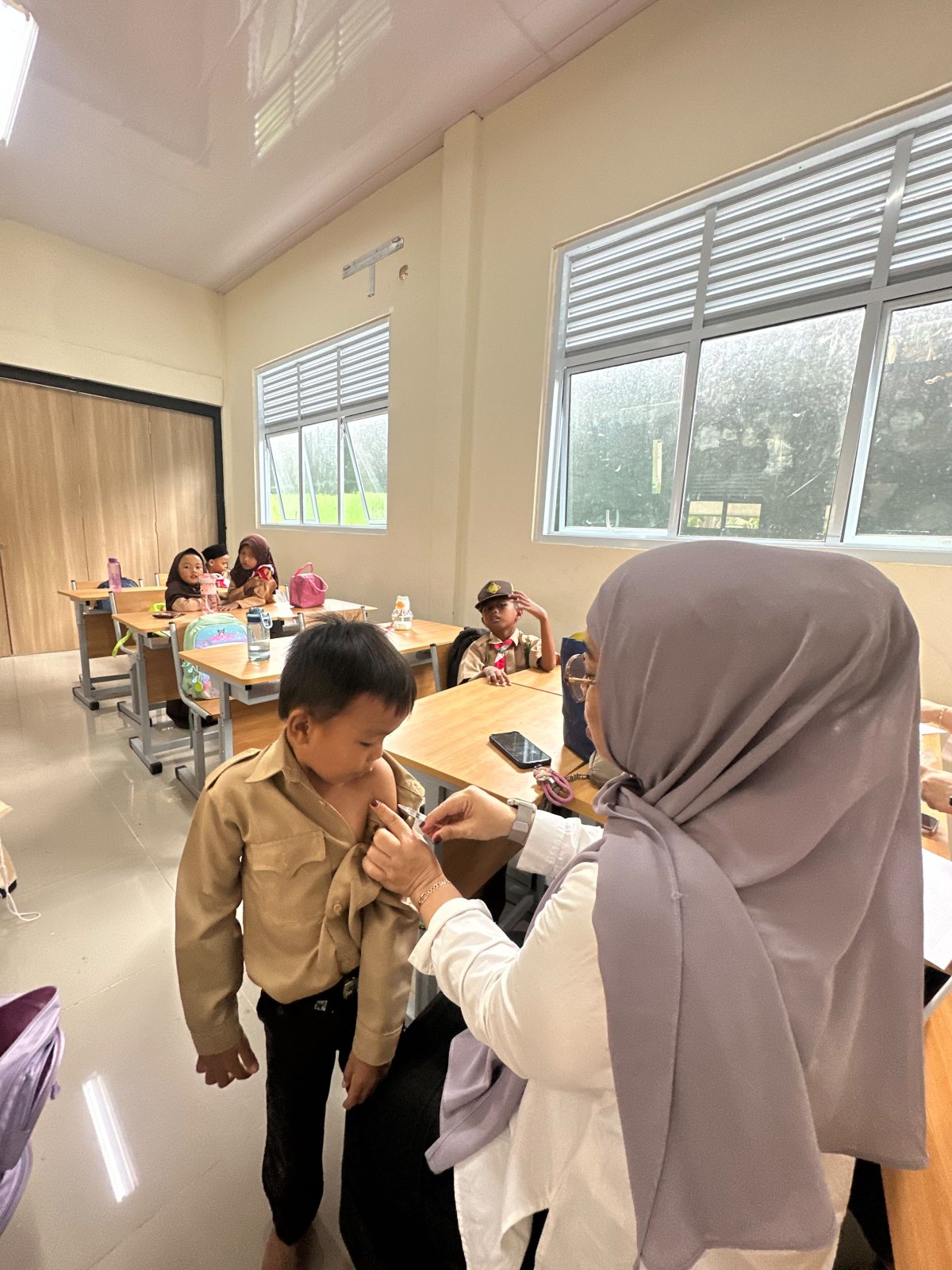 Dokumentasi Pelaksanaan Bulan Imunisasi Anak Sekolah (BIAS) di MI Baitul Amar 4